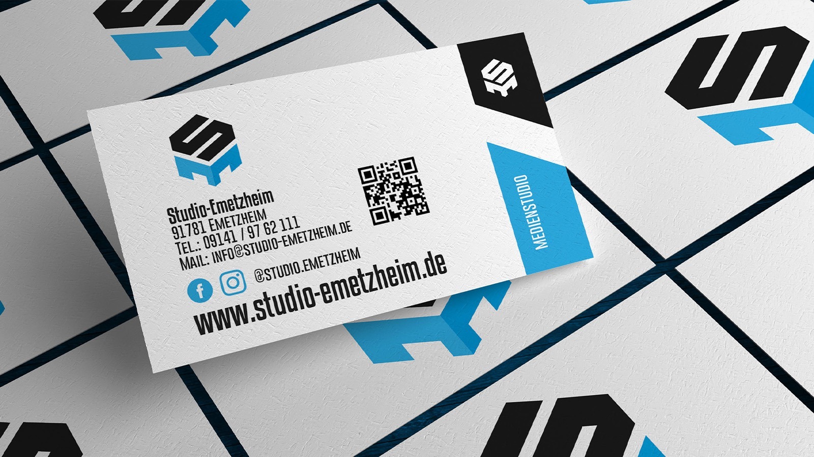 Qualität, Innovation und Kundenzufriedenheit stehen bei uns an erster Stelle – Studio Emetzheim, Ihr Partner für herausragende Grafik- und Mediendesigns.